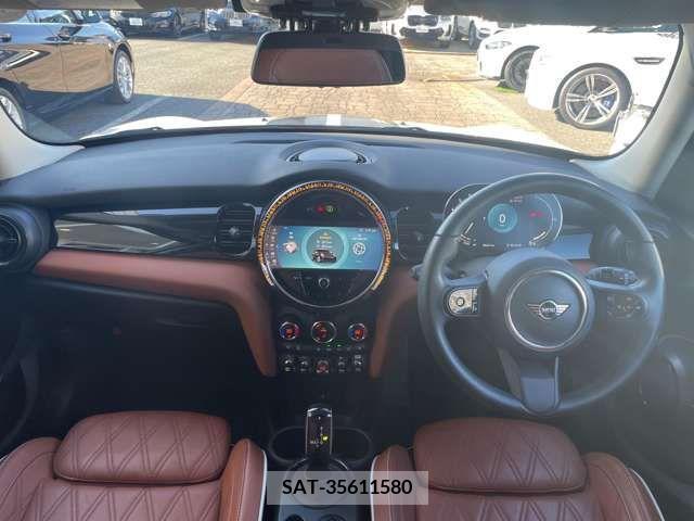 Bmw MINI 2022-04 222477-1