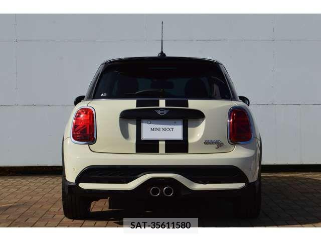 Bmw MINI 2022-04 222477-6