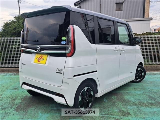 Nissan ROOX 2020-05 354682-2
