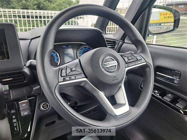 Nissan ROOX 2020-05 354682-11