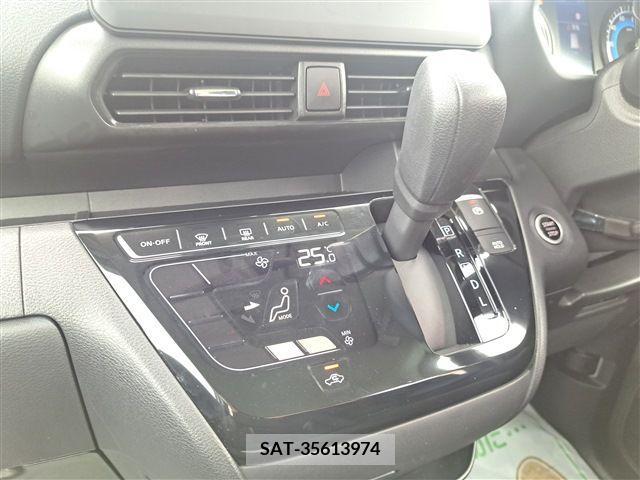 Nissan ROOX 2020-05 354682-15