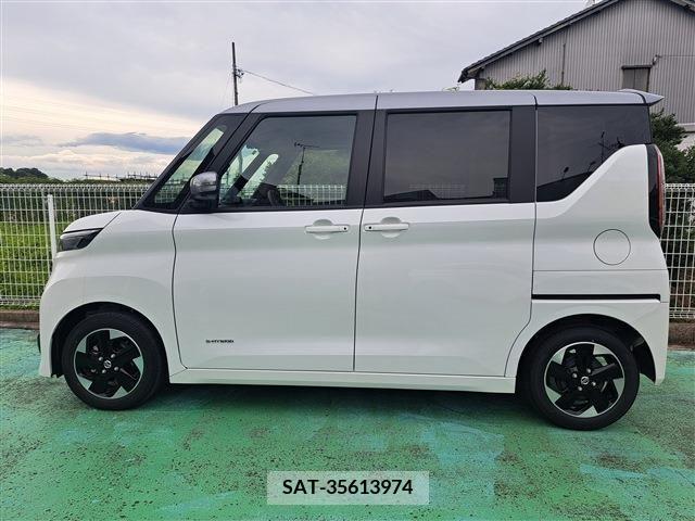 Nissan ROOX 2020-05 354682-3