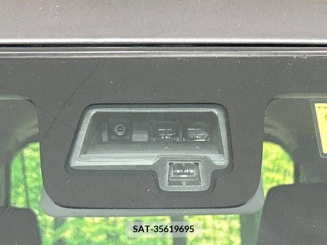 Suzuki SPACIA 2019-05 288322-5