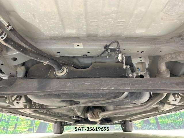 Suzuki SPACIA 2019-05 288322-19