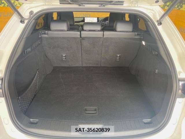 Mazda CX-60 2023-04 295972-10
