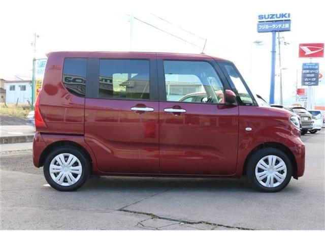 Daihatsu TANTO 2022-04 190522-23