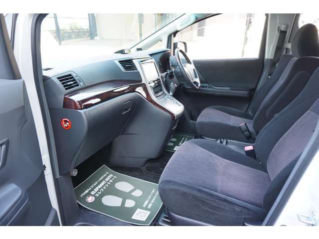 Toyota VELLFIRE 2013-05 7261-12