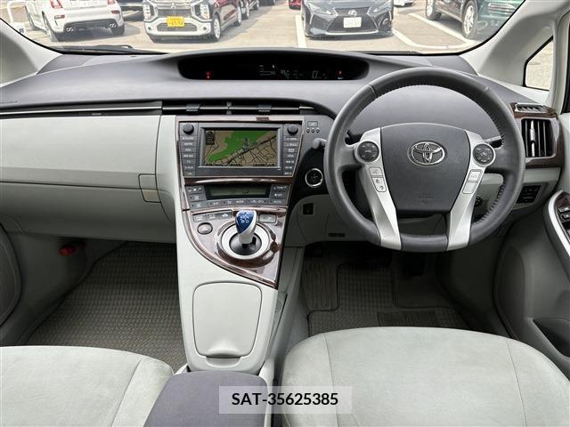Toyota PRIUS 2010-02 246345-5
