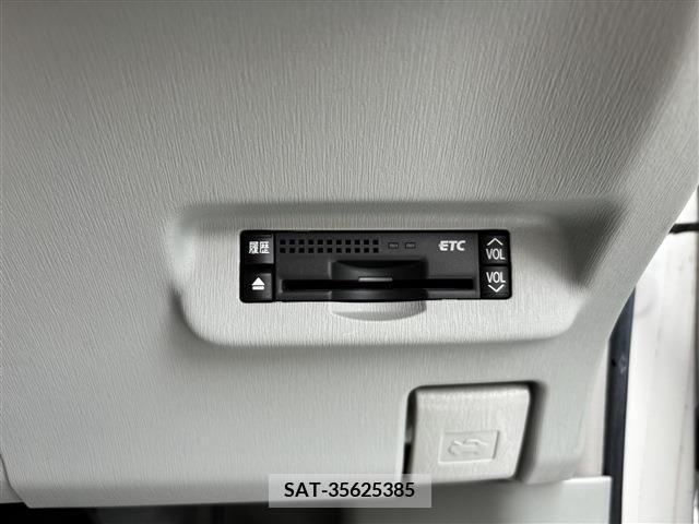 Toyota PRIUS 2010-02 246345-14