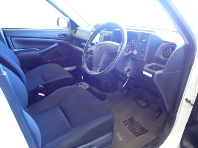 Toyota PROBOX VAN 2016-10 16261-1