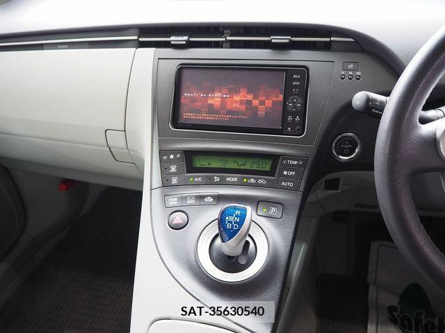 Toyota PRIUS 2011-09 281993-13