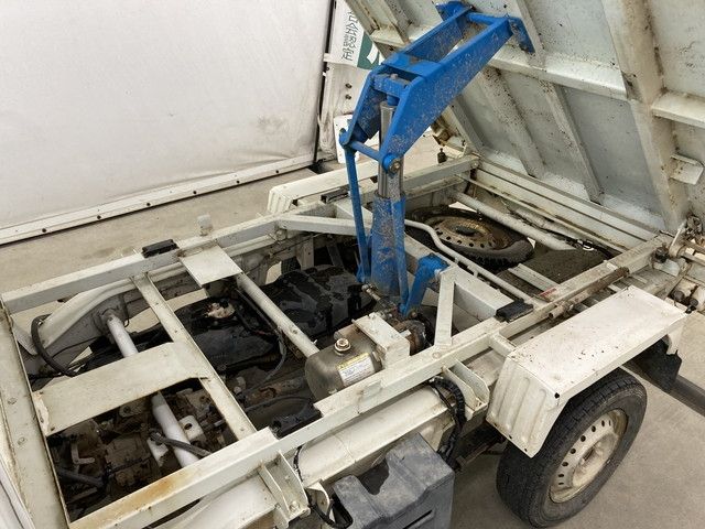 Suzuki CARRY TRUCK 2011-09 181452-9