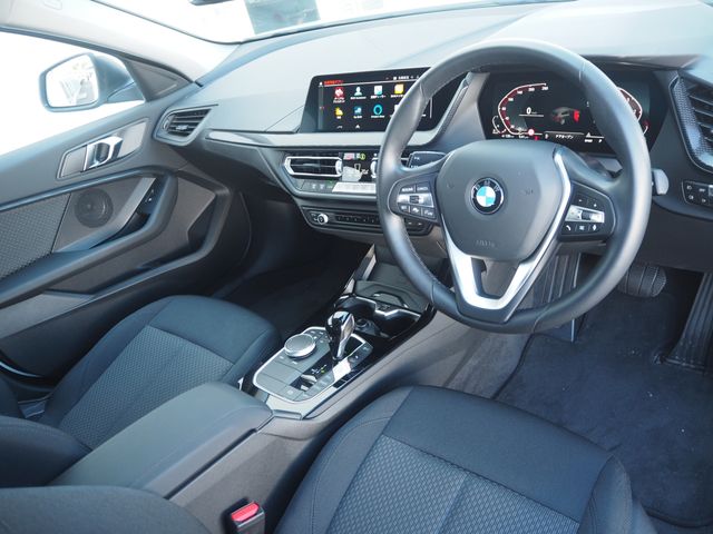 Bmw 1 SERIES 2023-02 9640-1