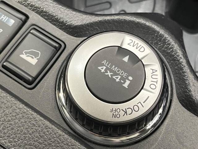 Nissan X-TRAIL 2016-10 181098-4