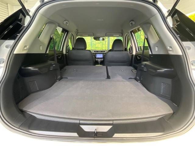 Nissan X-TRAIL 2016-10 181098-11