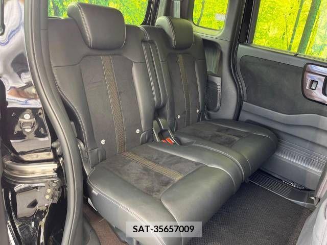 Honda N BOX CUSTOM 2019-07 307204-9