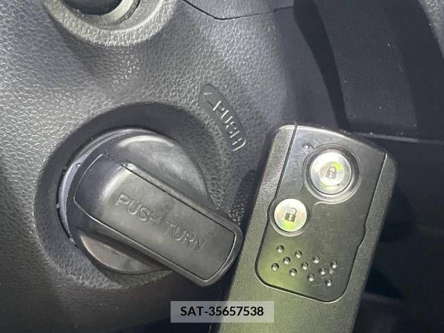 Honda FIT 2013-06 269486-6
