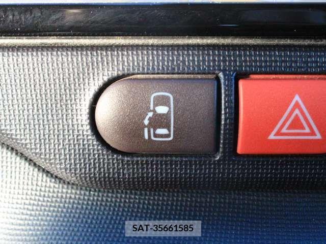 Toyota PORTE 2016-09 379865-4