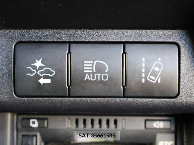 Toyota PORTE 2016-09 379865-2
