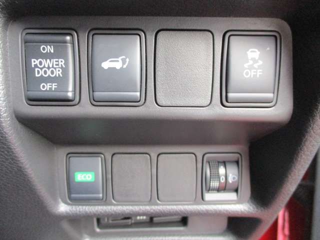 Nissan X-TRAIL 2021-08 11266-10