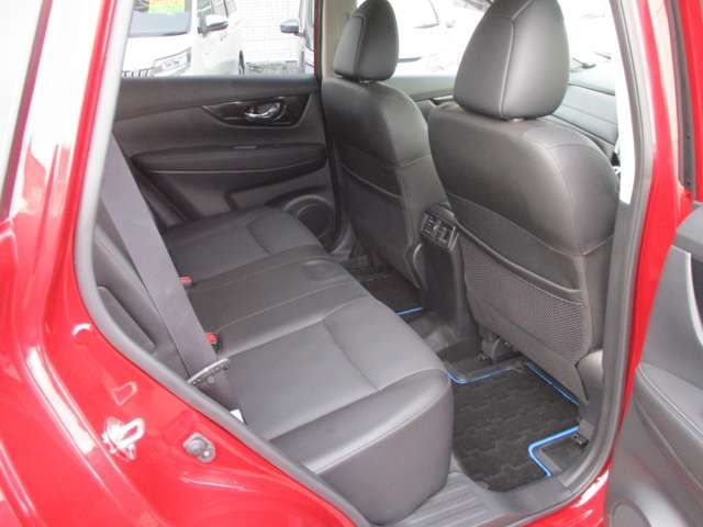 Nissan X-TRAIL 2021-08 11266-12