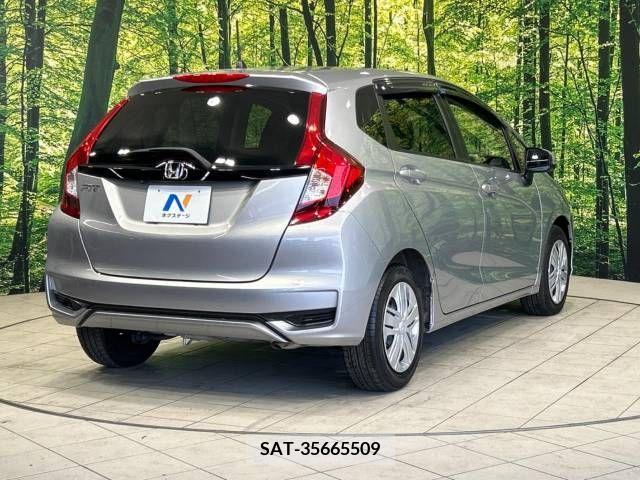 Honda FIT 2018-06 360119-17