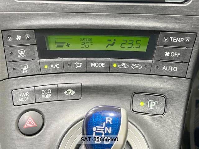 Toyota PRIUS 2011-10 352597-5