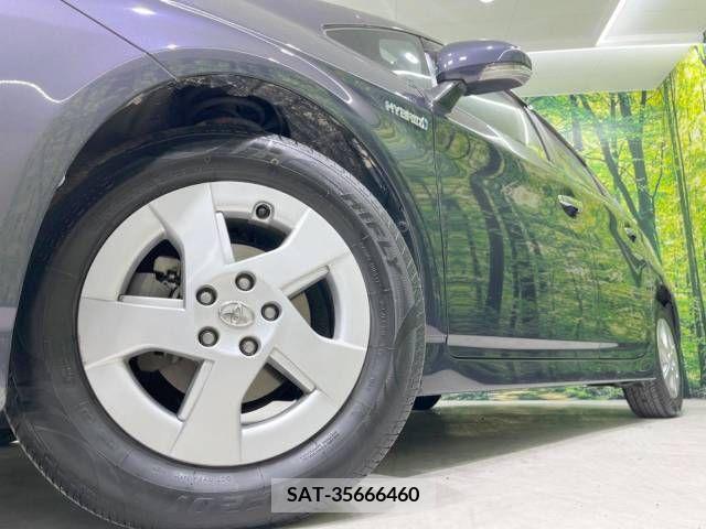 Toyota PRIUS 2011-10 352597-13