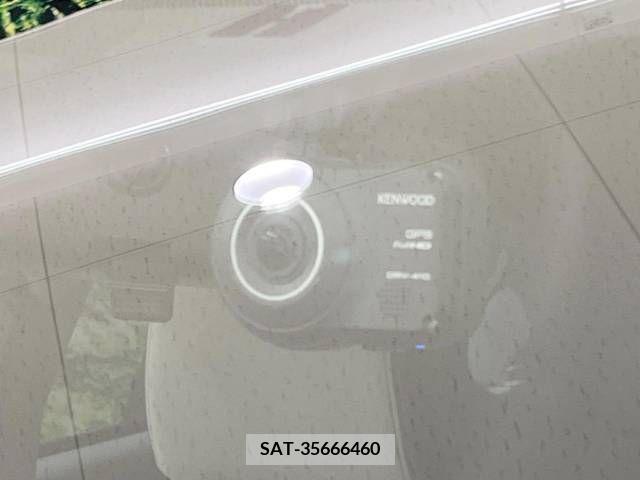 Toyota PRIUS 2011-10 352597-7