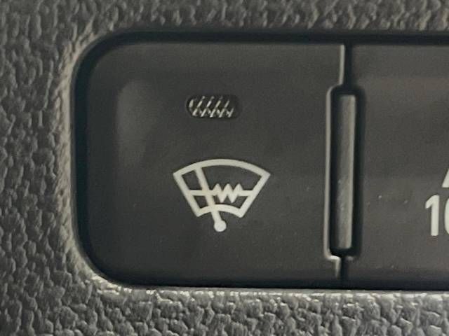 Toyota PRIUS 2017-11 5415-2
