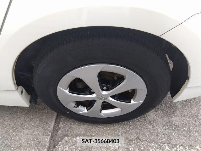 Toyota PRIUS 2015-08 380213-28