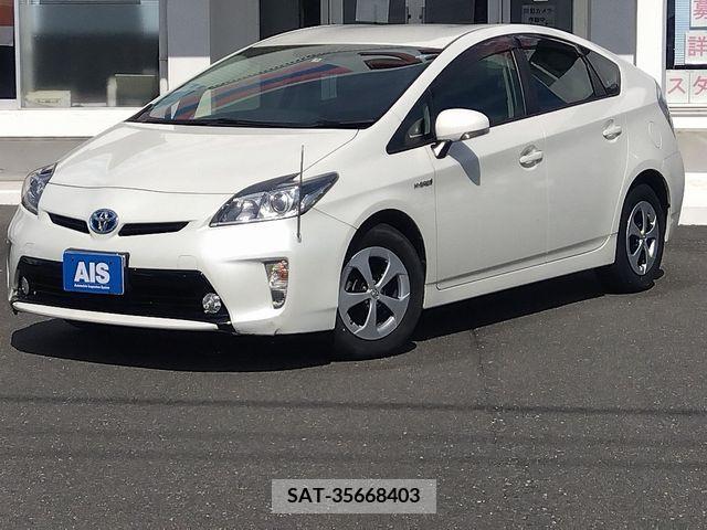 Toyota PRIUS 2015-08 380213-0