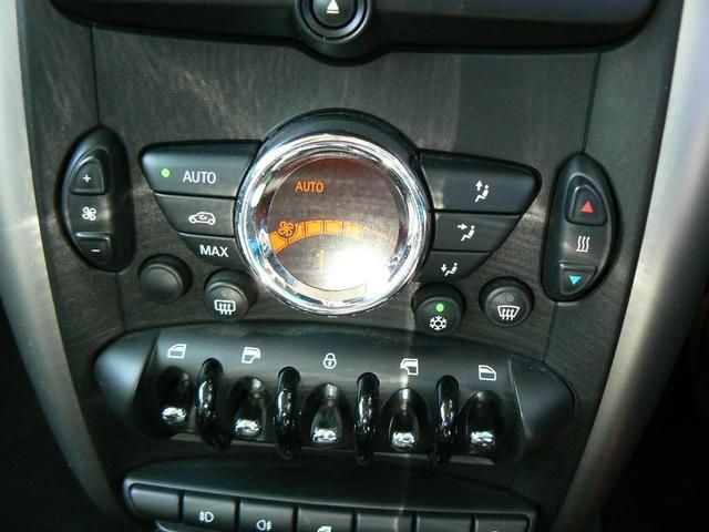 Bmw MINI 2012-01 2812-8