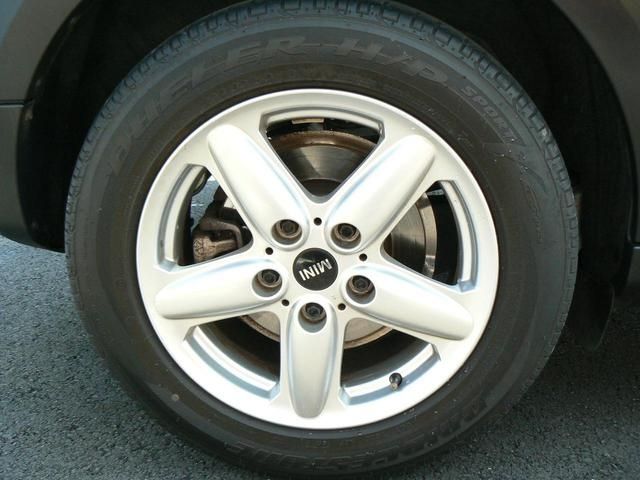 Bmw MINI 2012-01 2812-15