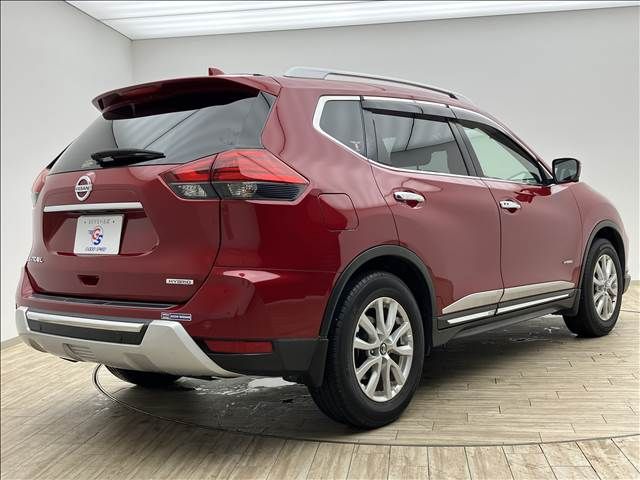 Nissan X-TRAIL 2017-07 21566-13