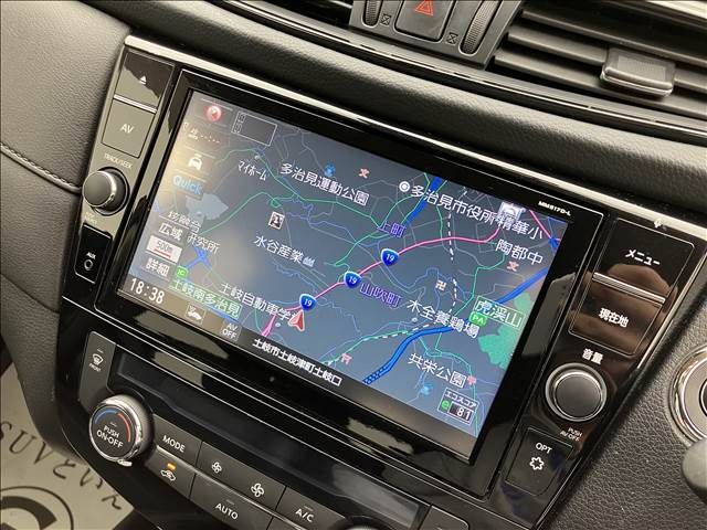 Nissan X-TRAIL 2017-07 21566-2