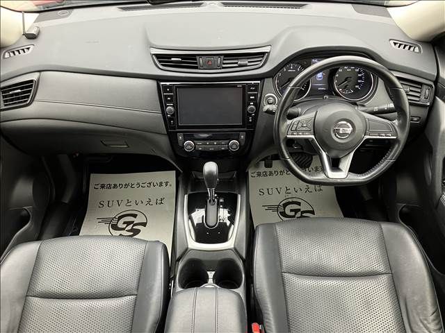 Nissan X-TRAIL 2017-07 21566-1