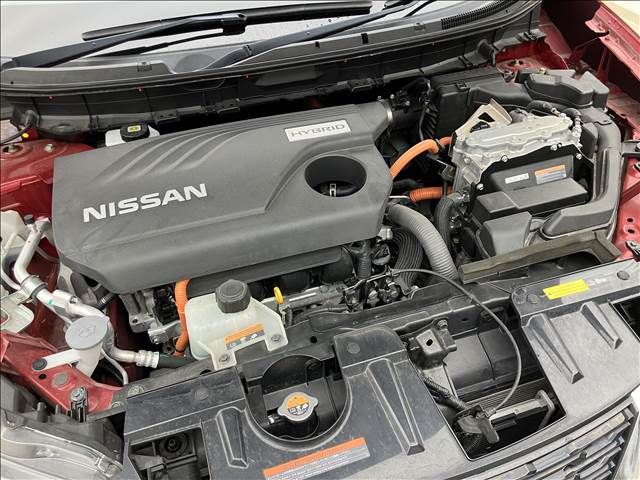 Nissan X-TRAIL 2017-07 21566-19