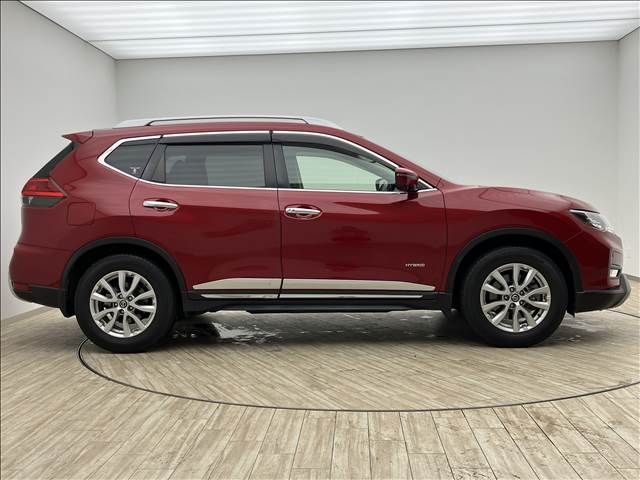 Nissan X-TRAIL 2017-07 21566-15