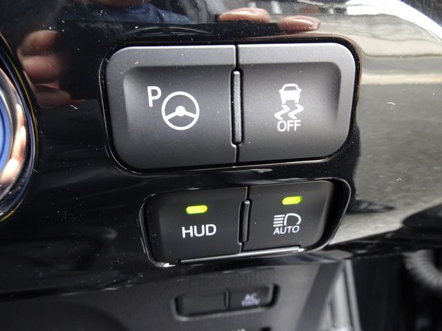 Toyota PRIUS 2020-02 8307-10