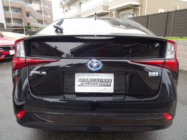 Toyota PRIUS 2020-02 8307-3