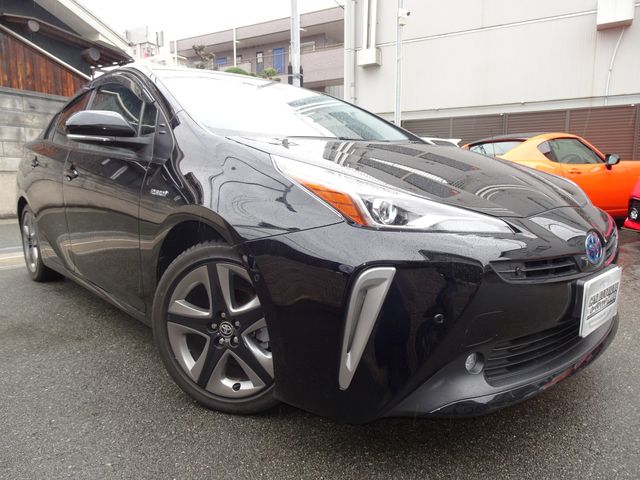 Toyota PRIUS 2020-02 8307-5
