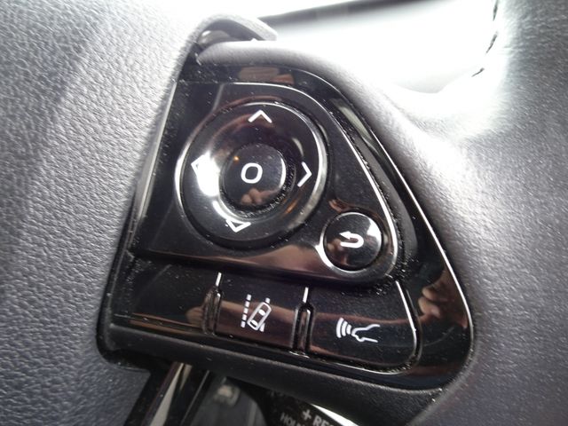 Toyota PRIUS 2020-02 8307-9