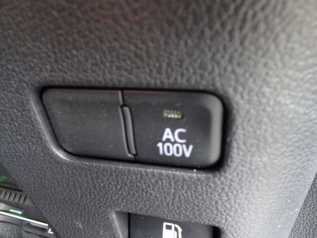 Toyota PRIUS 2020-02 8307-11