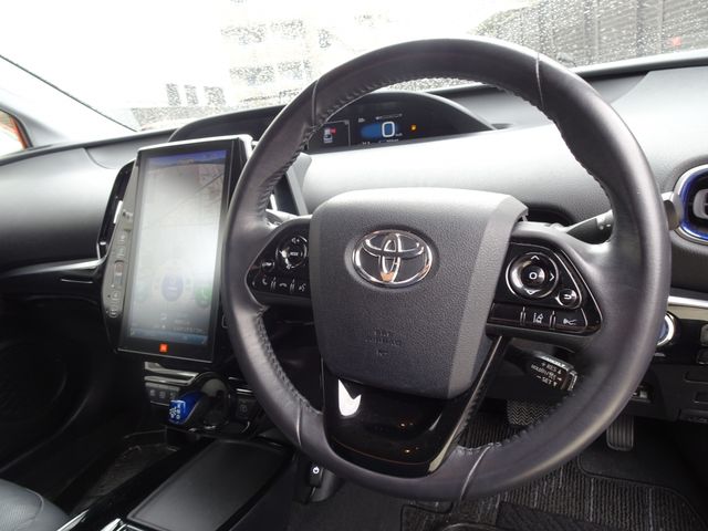 Toyota PRIUS 2020-02 8307-15