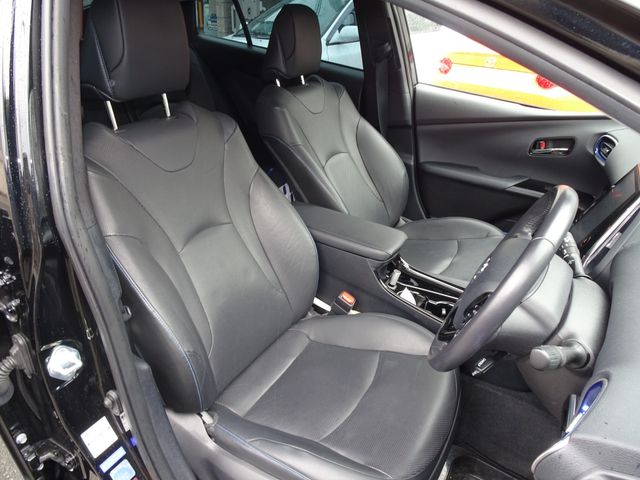 Toyota PRIUS 2020-02 8307-17