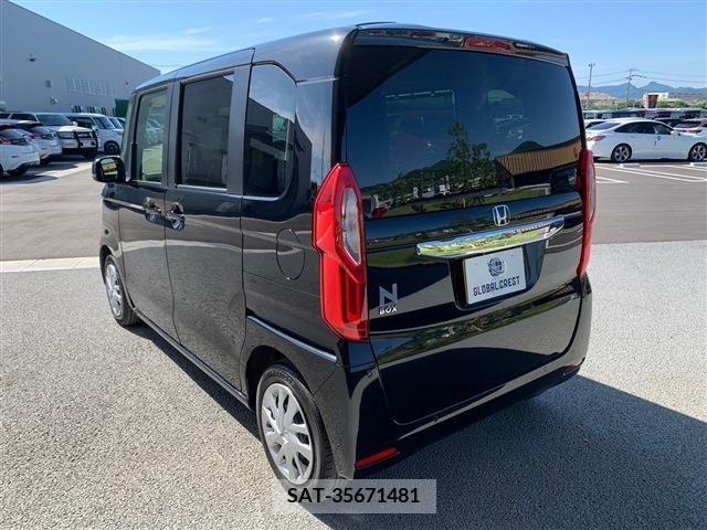 Honda N BOX 2023-03 278682-5