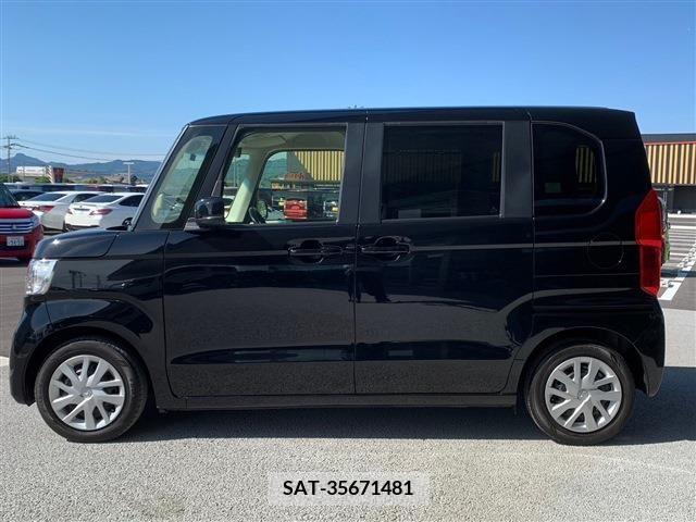 Honda N BOX 2023-03 278682-4