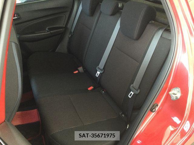 Suzuki SWIFT 2018-05 373235-24