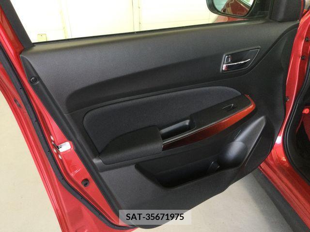 Suzuki SWIFT 2018-05 373235-22